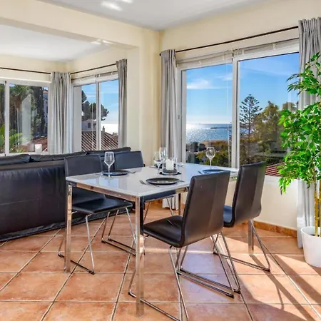 度假居 Coastalgem: 2br Pool And View *