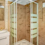 Coastalgem: 2br Pool And View