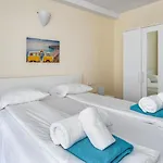 Coastalgem: 2br Pool And View Nyaraló *