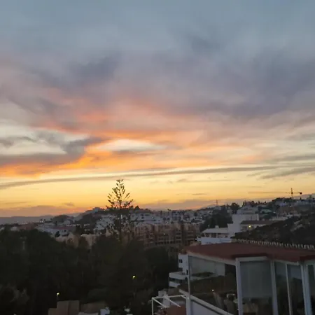 Coastalgem: 2br Pool And View בית נופש