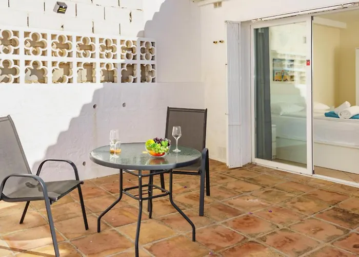 בית נופש Coastalgem: 2br Pool And View פואנגירולה